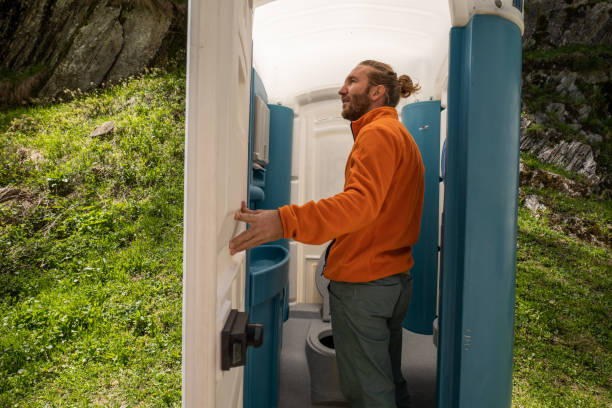 Best Portable bathroom rental  in Edgewood, MD